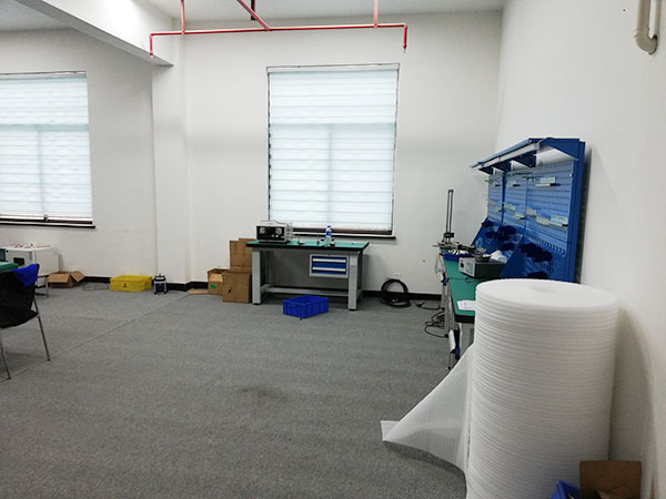 联系我们 联系我们